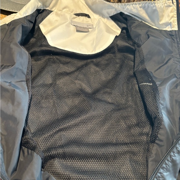 NIKE - Picture 2 of 8